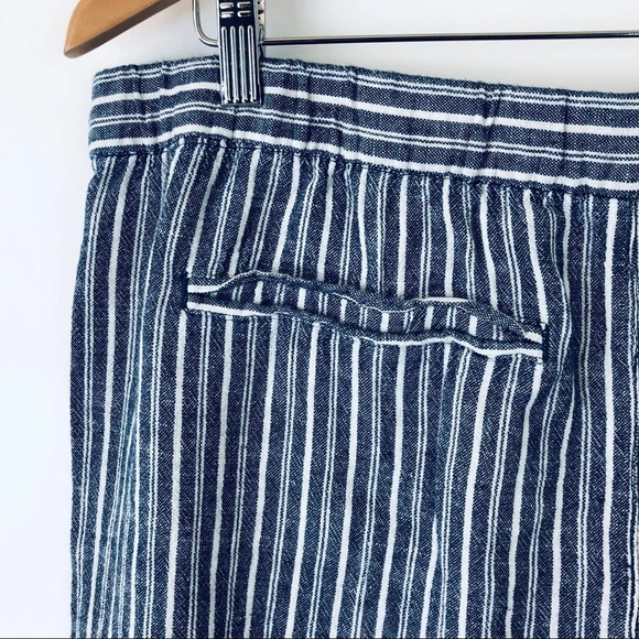 Old Navy Striped Linen Blend Pull On Cropped Pants - Picture 6 of 7